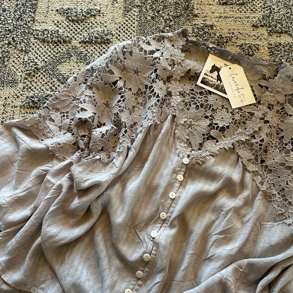 New Boho Grey Lace Festival Button Front Blouse Western Boutique Vintage Top - Picture 4 of 9